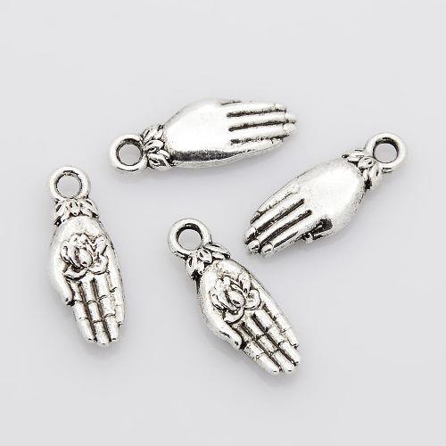 Ruka s lotosovým květem, starostříbrný, kovový přívěsek, 10 ks