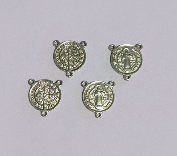 Madonka kulatá, velká, kovová, starostříbrá, 10 ks