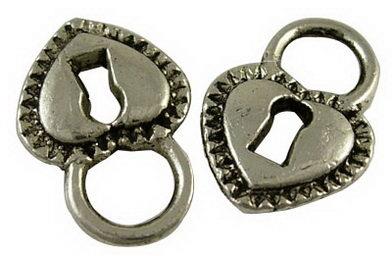 Srdíčko na zámek, kovový, starostříbrný přívěsek, 50 ks